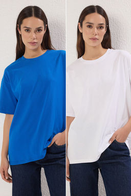 TRENDYOLMILLA Siyah-Beyaz 2li Paket %100 Pamuk Oversize/Genis Kal?p Bisiklet Yaka Orme T-Shirt TWOSS24TS00223