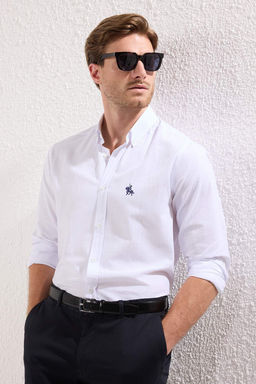 TRENDYOL MAN Beyaz Regular Fit Keten Gorunumlu Nak?sl? %100 Pamuk Flam Yazl?k Erkek Gomlek TMNSS25GO00052