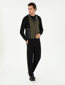 Черные спортивные брюки из трикотажа