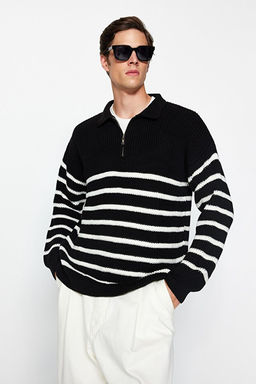 Siyah Casual Oversize Fit Geni_ Kal_p Polo Yaka _izgili Triko Kazak TMNAW24KZ00018