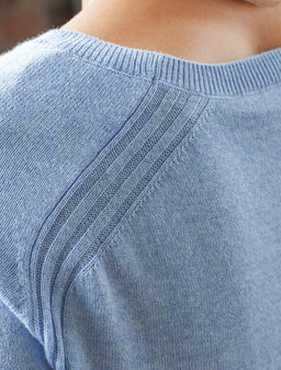 D39.350 Джемпер женский голубой меланж