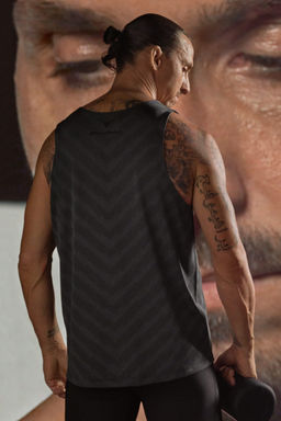 Camiseta de deporte en DryMove Regular Fit - H&m фото 2