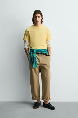 CAMISETA REGULAR FIT JACQUARD RAYAS / Amarillo