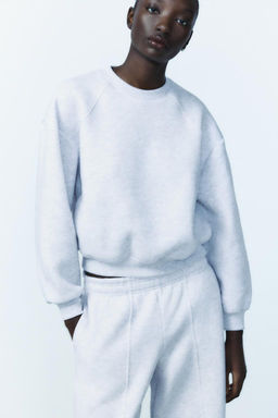BASIC PLUSH SWEATSHIRT - Zara фото 3