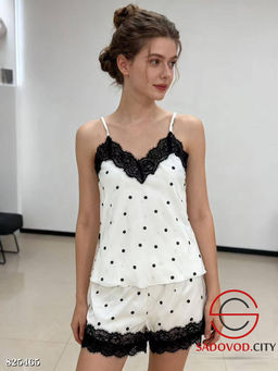 Пижама с шортами домашняя