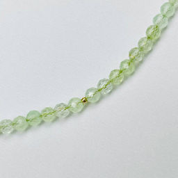 Колье из Пренита со вставкой "Клевер" 43 см +