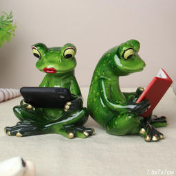 Цена за 2 шт. Фигурка Лягушка с книжкой и с паншетом 7 см / YX59003D /уп 2/48/