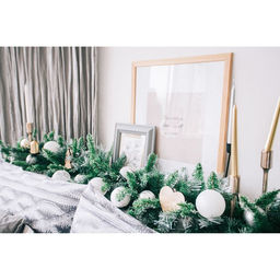 Гирлянда хвойная новогодняя «Зимнее волшебство. Иней», ёлочная, 270 см, d=30 см, 220 веток