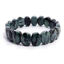 Браслет из камня Яшма дарует новые возможности и легкие деньги