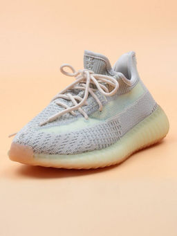 05-B557-10 Кроссовки женские (текстиль)