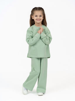 Костюм детский для девочки зеленый дым