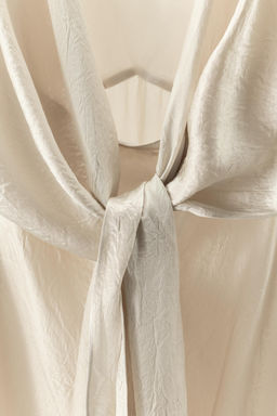 LIMITED EDITION CRINKLED-EFFECT SATIN DRESS - Zara фото 4