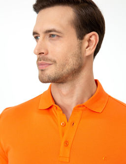 Оранжевая приталенная базовая футболка - Cacharel фото 2