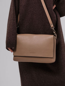 Сумка кожаная через плечо Deboro 30181 бежевый песок