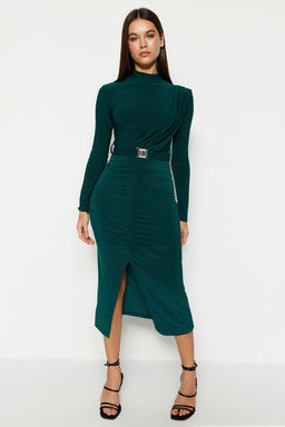 TRENDYOLMILLA Antrasit Duz Kemerli Midi Fitted/Vucuda Oturan Dik Yaka Drapeli Kemerli Orme Elbise TWOAW22EL0434