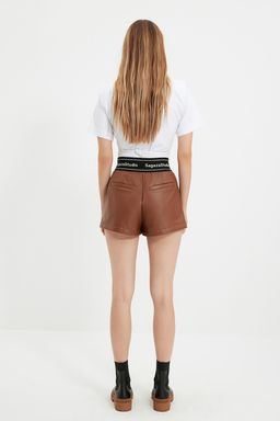 TRENDYOLMILLA X Sagaza Studio Siyah Sloganl? Orme T-Shirt TPRAW22TS0214  фото 14