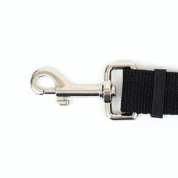 Поводок с универсальной ручкой-креплением, ширина 2,5 см, чёрный - Пижон фото 2