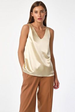 Топ атласный базовый под пиджак молочный