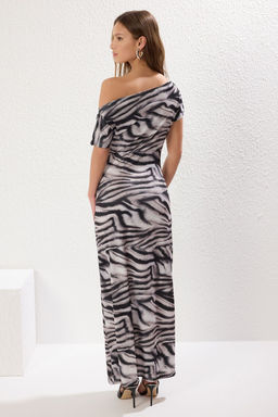 TRENDYOLMILLA Cok Renkli Zebra Animal Bask?l? Buzgu / Drape Maxi Esnek Orme Elbise TWOSS25EL00169  фото 5