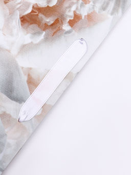 Цена за 2 шт. Пакет подарочный вертикальный Самой красивой, M, 25,5 ? 32 ? 9 см