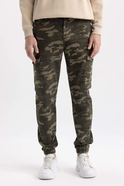 Брюки стандартного кроя с камуфляжным рисунком - Defacto фото 4