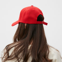 Кепка с вышивкой MIST Vacation, красная на застежке, размер 56-58