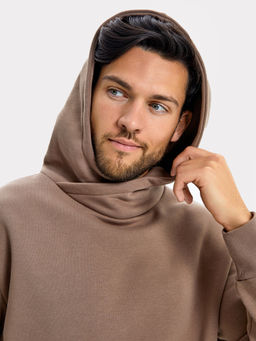 Комплект мужской (анорак, брюки) в бежевом цвете тауп 191019 - Mark formelle фото 4