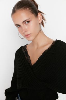 Siyah Kruvaze Dantel Garnili Triko Kazak TWOAW22KZ0522