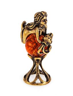 Водолей. Сувенирная фигурка из серии Знаки Зодиака из латуни и янтаря