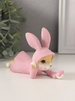 Фигурка полистоун Зайка в вязаном розовом платьице, смотрит на сердечко, 12.5?5.5?8 см