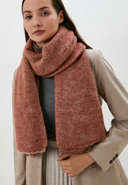 Палантин из шерсти и акрила - Модные истории фото 6