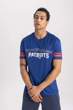 DeFactoFit Футболка стандартного кроя с круглым вырезом и короткими рукавами NFL New England Patriots