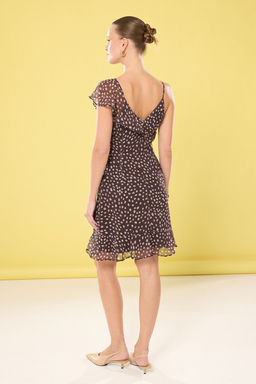 Kahverengi Puantiyeli A Kesim Volanl? Sifon Ucus Ucus Dokuma Mini Elbise TWOSS25EL00454 - Trendyolmilla фото 4