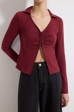 Bordo Fitted/Vucuda Oturan Polo Yaka Agrafl? Buzgulu Pamuklu Esnek Orme Bluz TWOSS26BZ00098