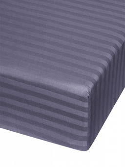 Проcтыня сатин-страйп 180х200+25 на резинке сиреневый сатин - Denastia фото 2