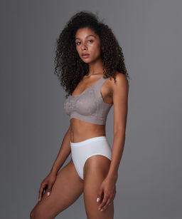 Трусы женские бесшовные с высокой посадкой Vanessa GB-001 полиамид, эластан бежевый размеры S, M, L - VANESSA FOR ME фото 12