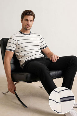 Ekru Regular/Normal Kesim _izgili Triko T-Shirt TMNSS26TS00021