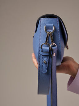 Замшевая сумка Azaro 31049 сиреневый закат