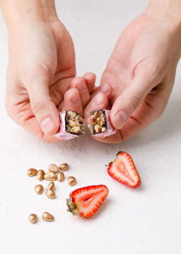 ? Москва ? Мягкий грильяж ?Кедровое золото с клубникой и шампанским?, 85 г - Сибирский кедр фото 6