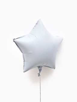 Цена за 2 шт. Воздушные шары фольгированные 18" "Звезда" цвет белый,  набор 5 штук