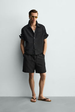 SOBRECAMISA FLUIDA RELAXED FIT / Negro