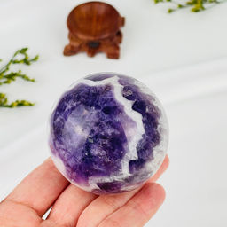 Шар из кварцевого Аметиста на подставке - Радуга самоцветов фото 2