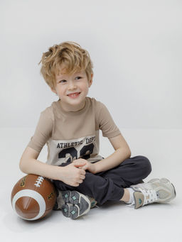 КР 302984-1/темно-бежевый,молочный к682, фуфайка