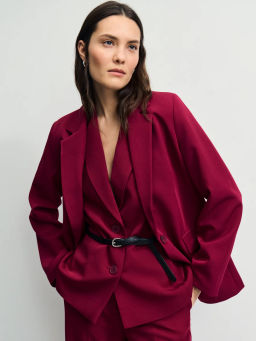 Однобортный жакет прямого кроя / Zarina