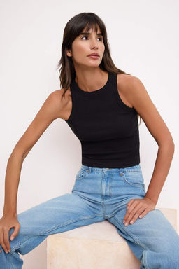 Wardrobe Essentials-Siyah Fitted/Vucuda Oturan Kal?n Ask?l? Esnek Orme Atlet TWOSS26AL00029