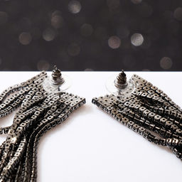 Серьги висячие со стразами Водопад ладья, цвет чёрный в серебре, 8см - Queen fair фото 3