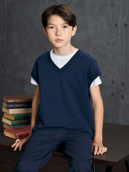 Темно-синий жилет