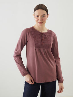 Ba?lamal? Yaka Nak??l? Kad?n Bluz