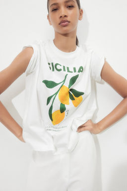 Camiseta con motivo estampado