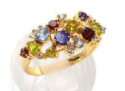 Кольцо позолоченное "Россыпь" с цирконом мульти, размер 18